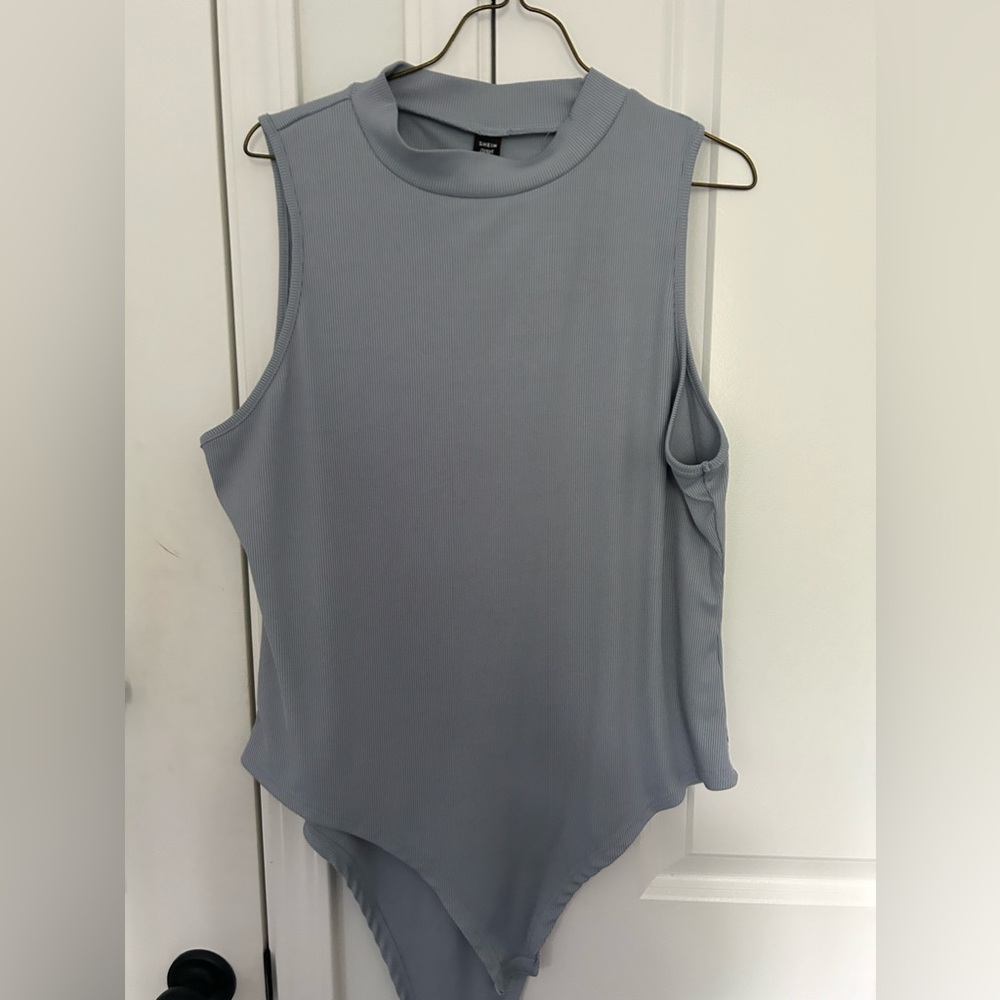 3 pack mock neck ribbed bodysuits - Picture 3 of 4